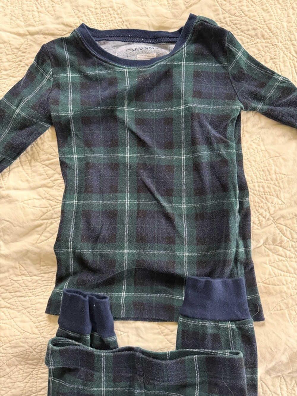 Old Navy Navy and Green Plaid Long Sleeve Pajama Set